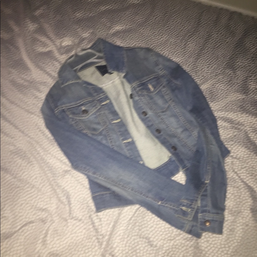 Jean jacket - Picture 2 of 3